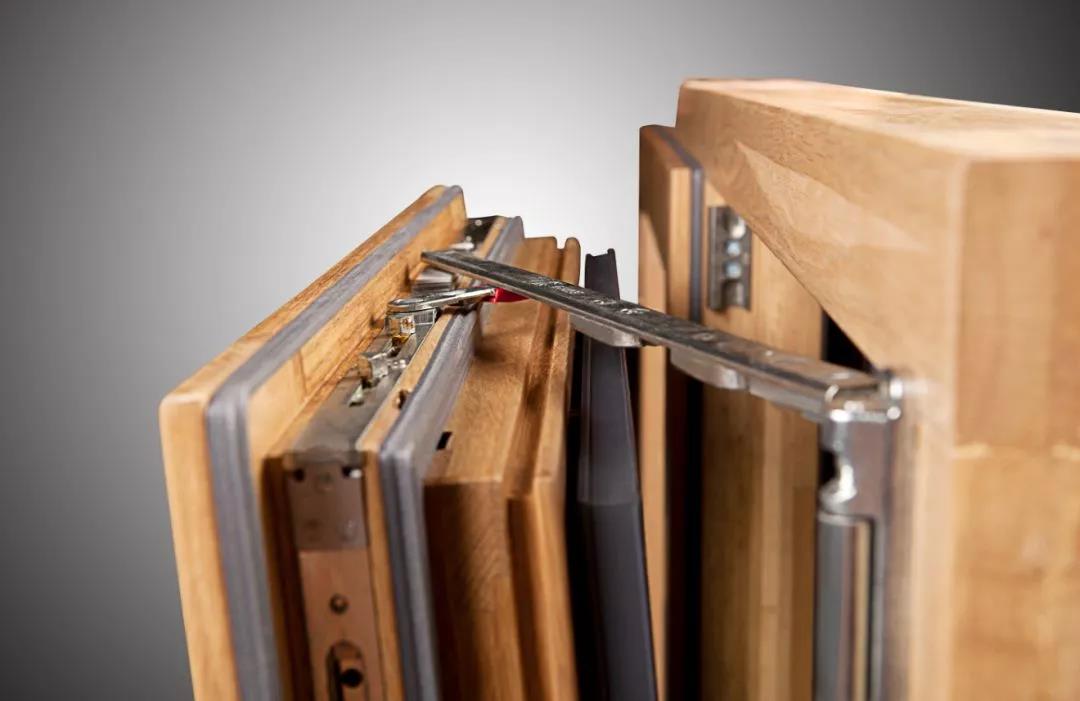 鋁包木門窗細節(jié)圖