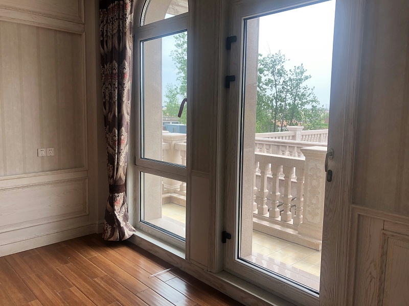 鋁包木門(mén)窗內(nèi)景展示