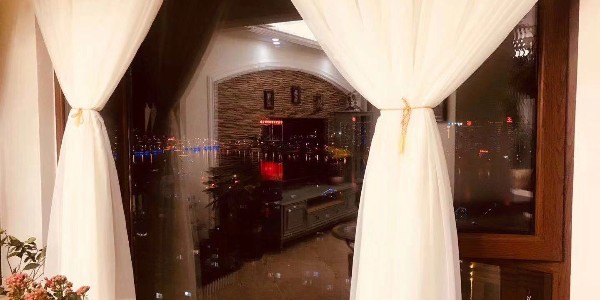 內(nèi)開內(nèi)倒鋁包木窗的優(yōu)勢(shì)有哪些？