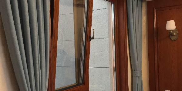 鋁包木門(mén)窗價(jià)格分析-產(chǎn)品質(zhì)量是關(guān)鍵