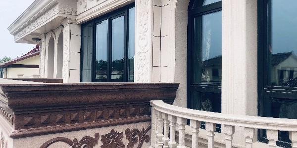 那些愛情不可靠，鋁包木門窗定制才是永恒的愛