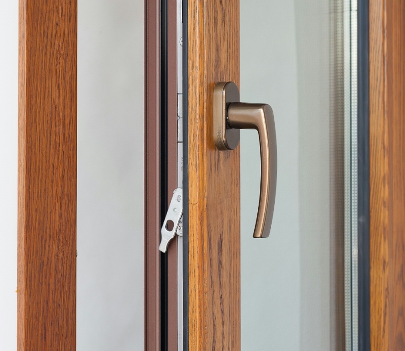 意式木包鋁門窗展示