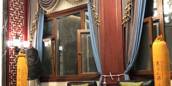 臺(tái)風(fēng)季即將到來，定制鋁包木門窗給你安心的感覺