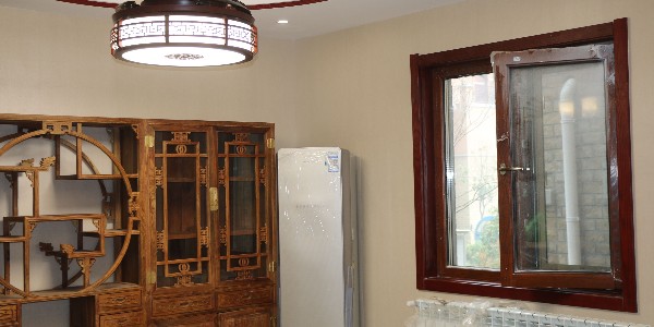 怎么查詢能得到適合自己的鋁包木門(mén)窗價(jià)格